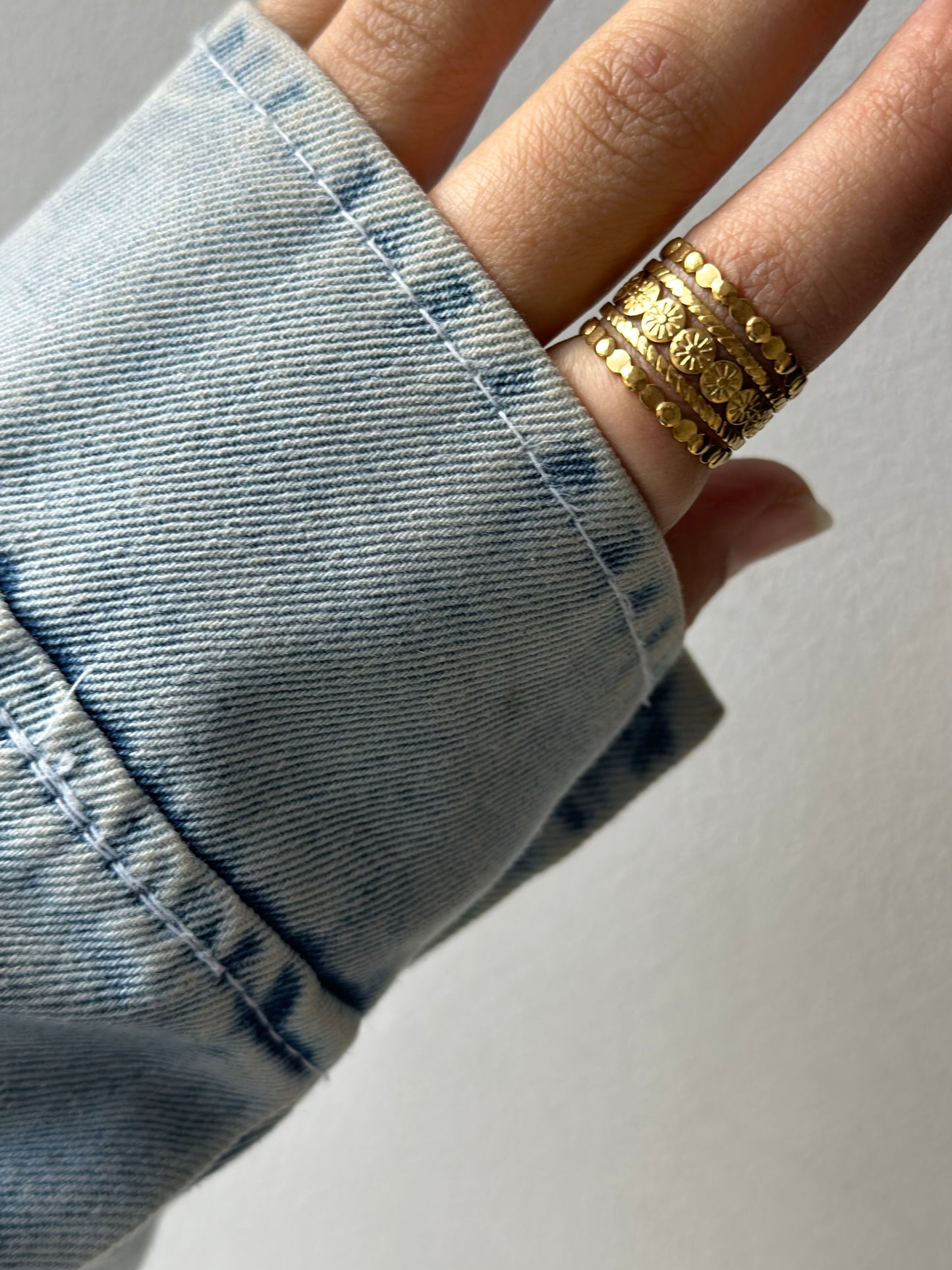 Circles Arabian Ring