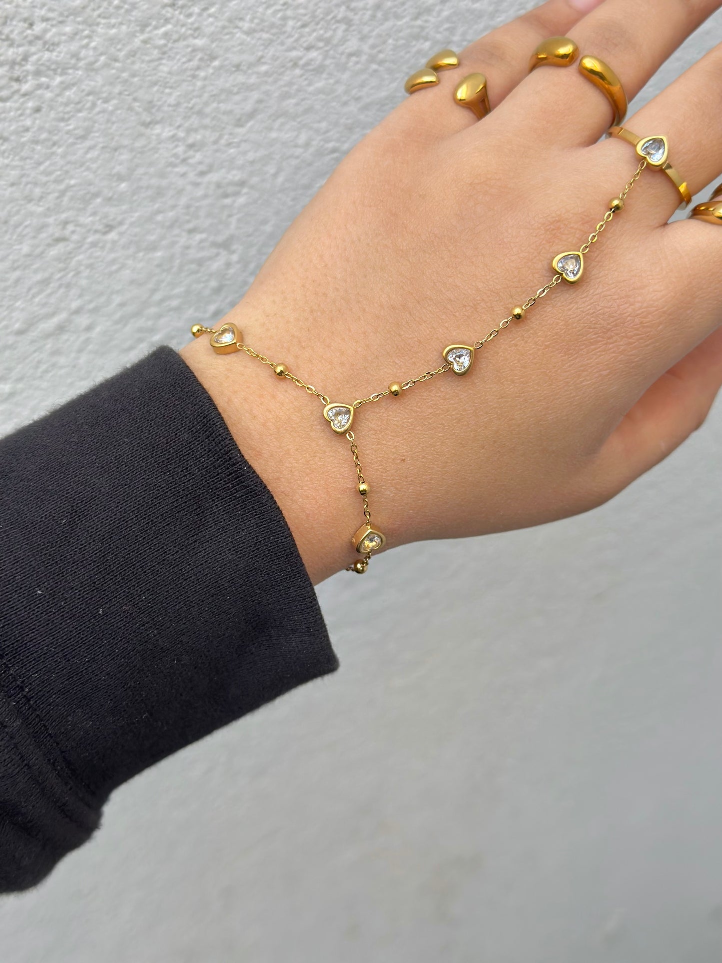 Ring Heart Handchain