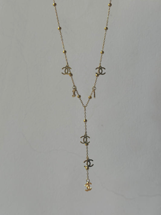 Farfsha Drop Necklace