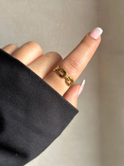 Link Chain Gold Ring