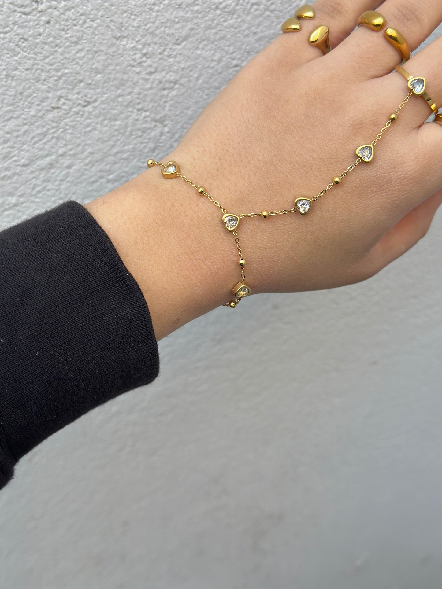 Ring Heart Handchain