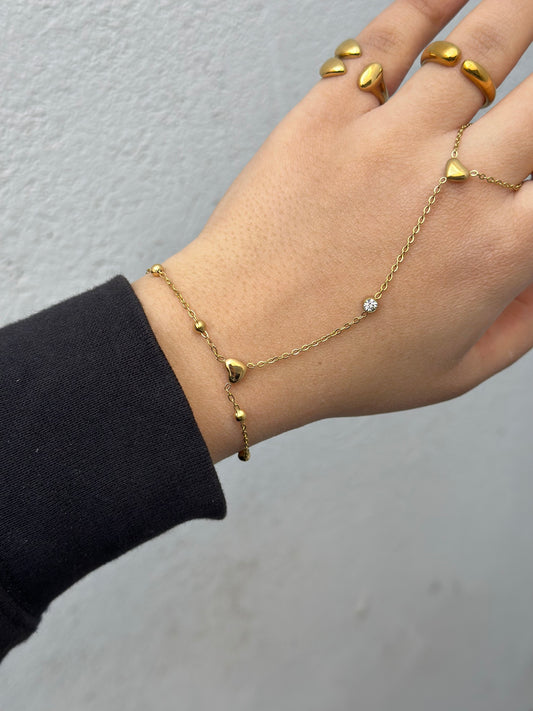 Tiny Hear Hand chain