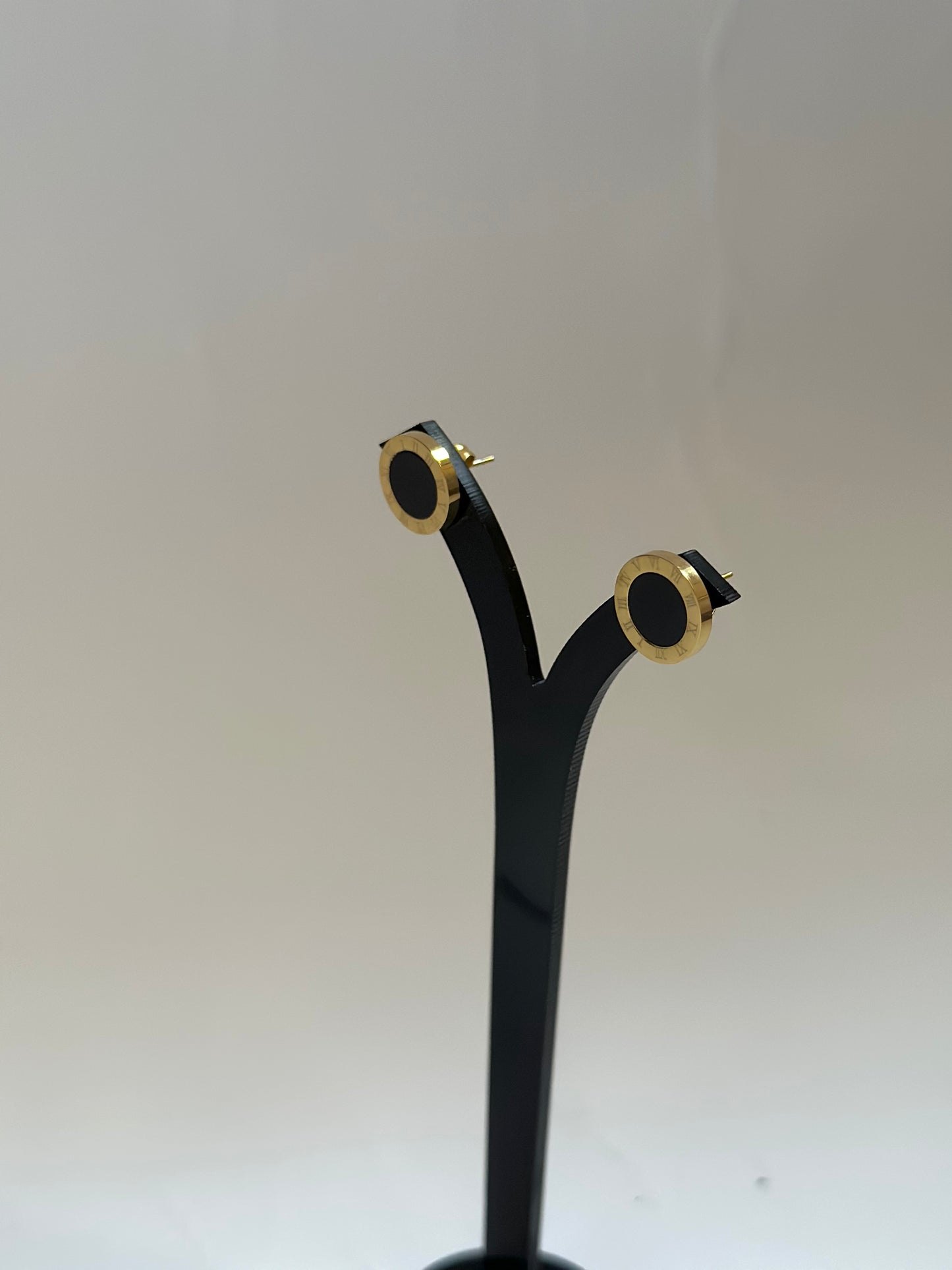 Black bavlagri earrings