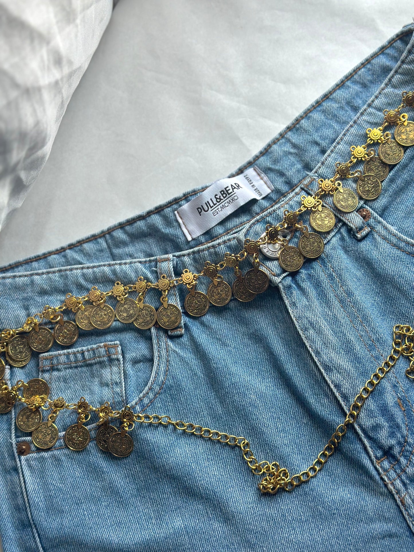 Minimal Gold Coin Belt