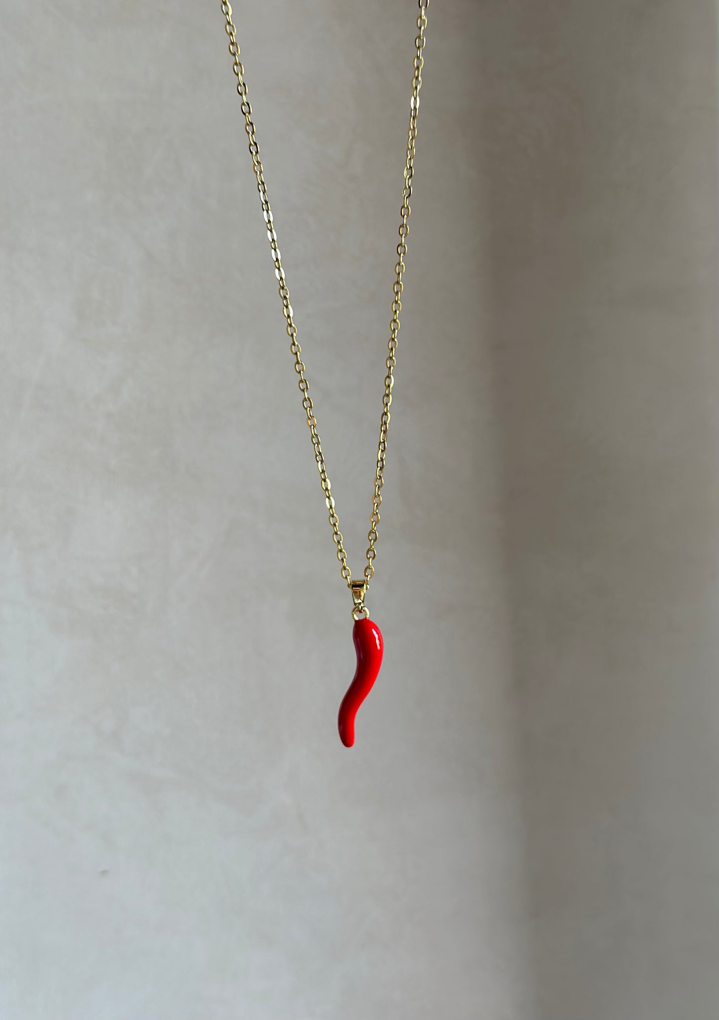 Chili paper necklace