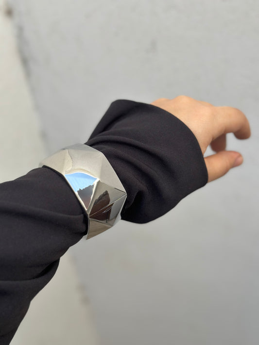 Argola Silver Bangle