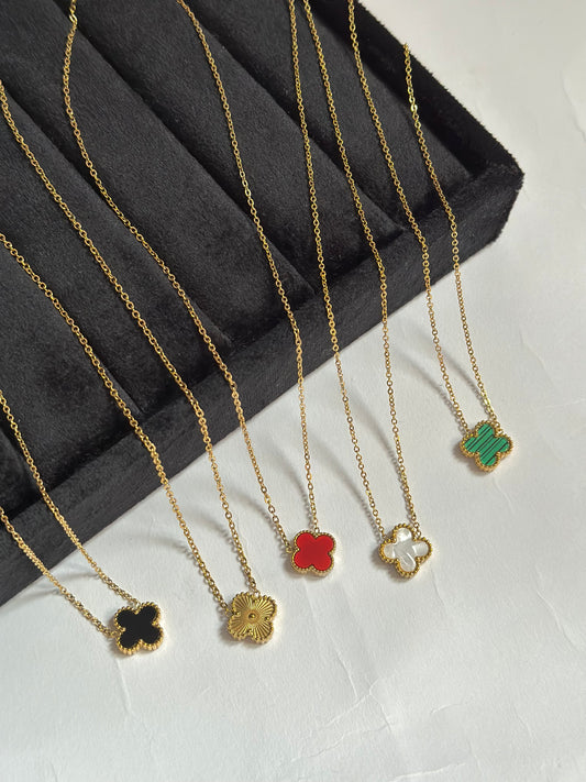 Basic Vancleef necklace
