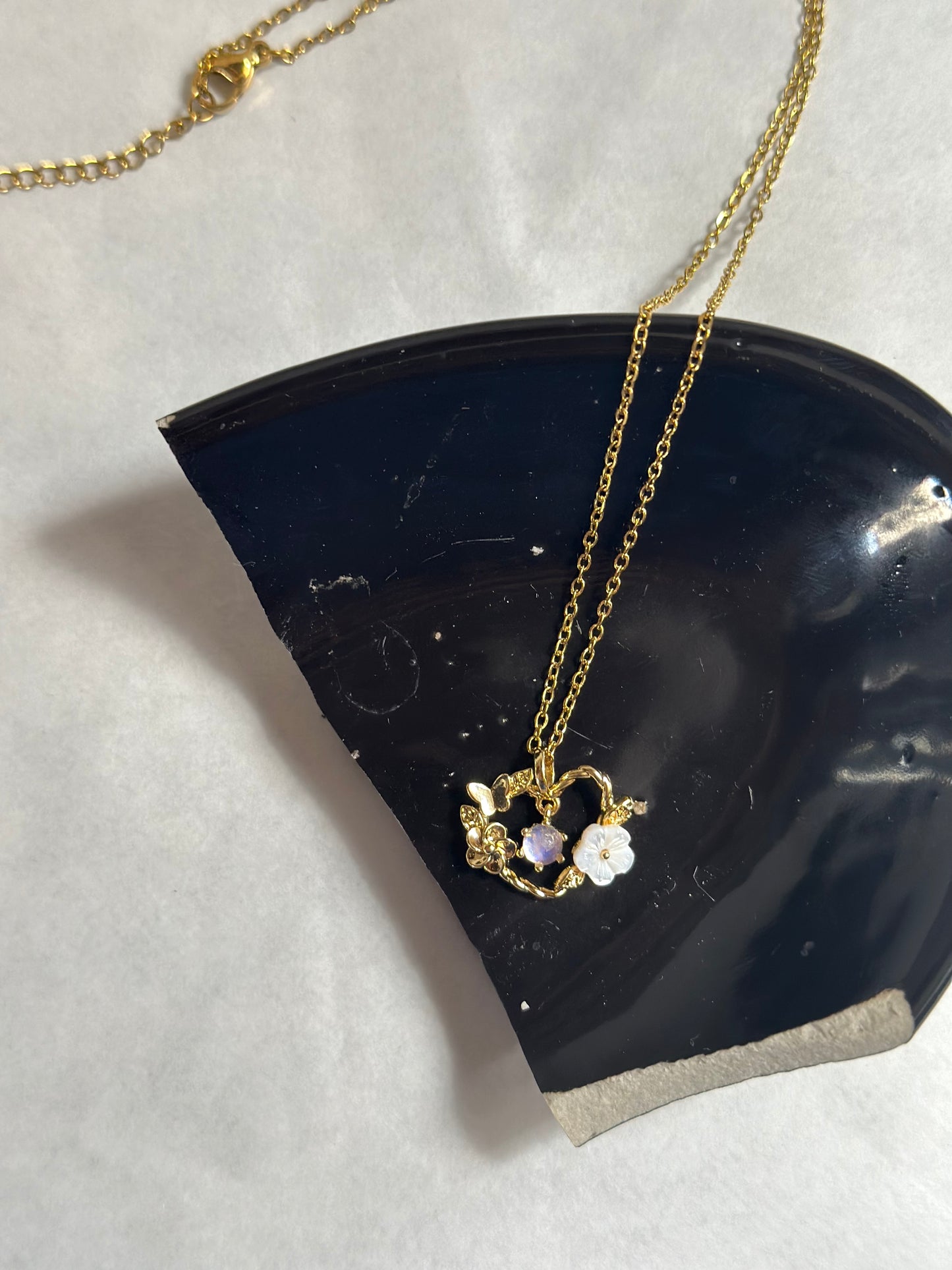 Heart Flower Necklace