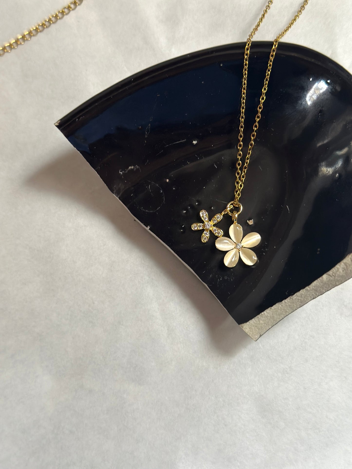 Duo Flower Necklace