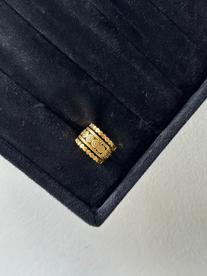 Circles Arabian Ring