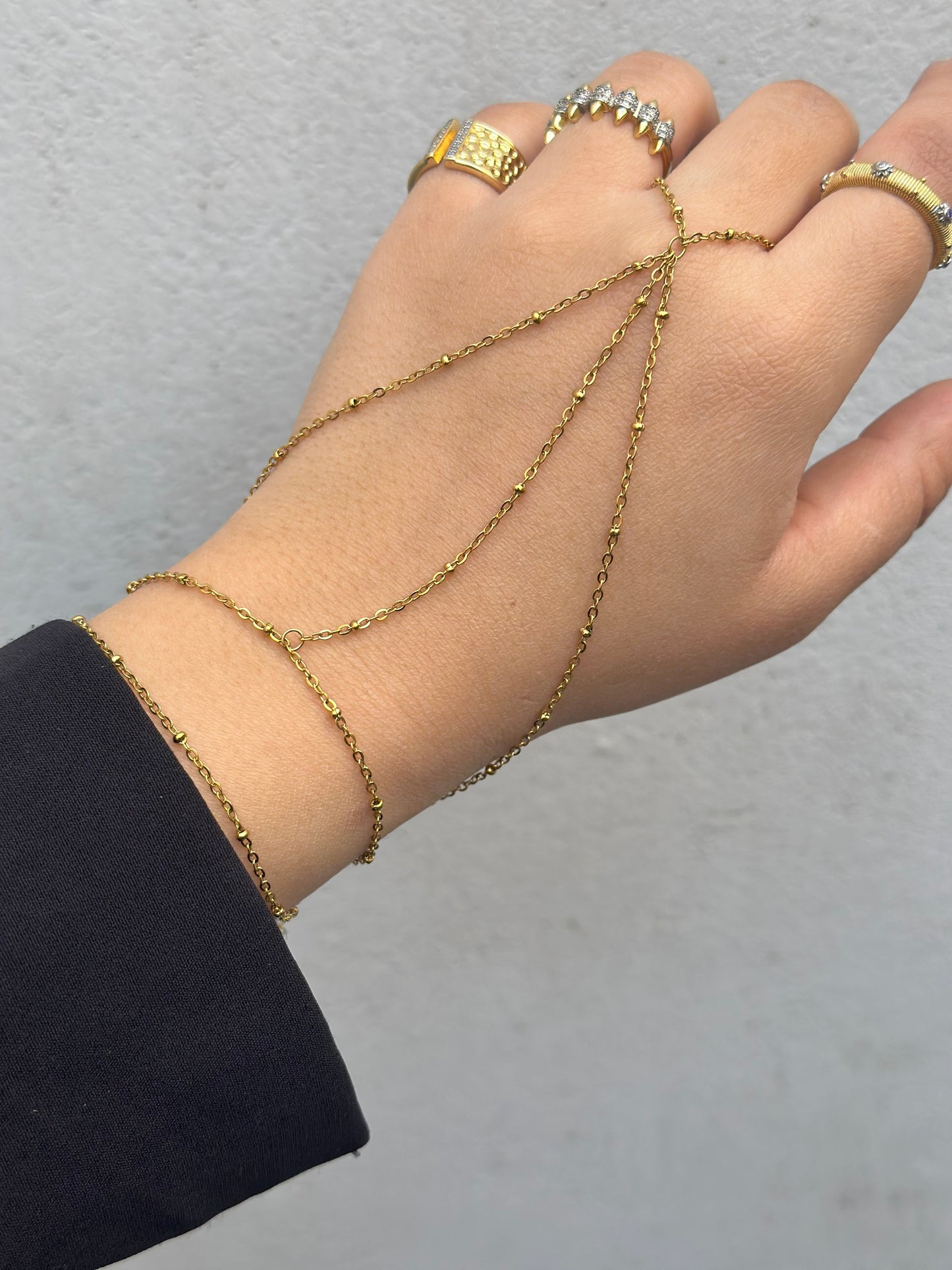 Balls Three Line hand chain